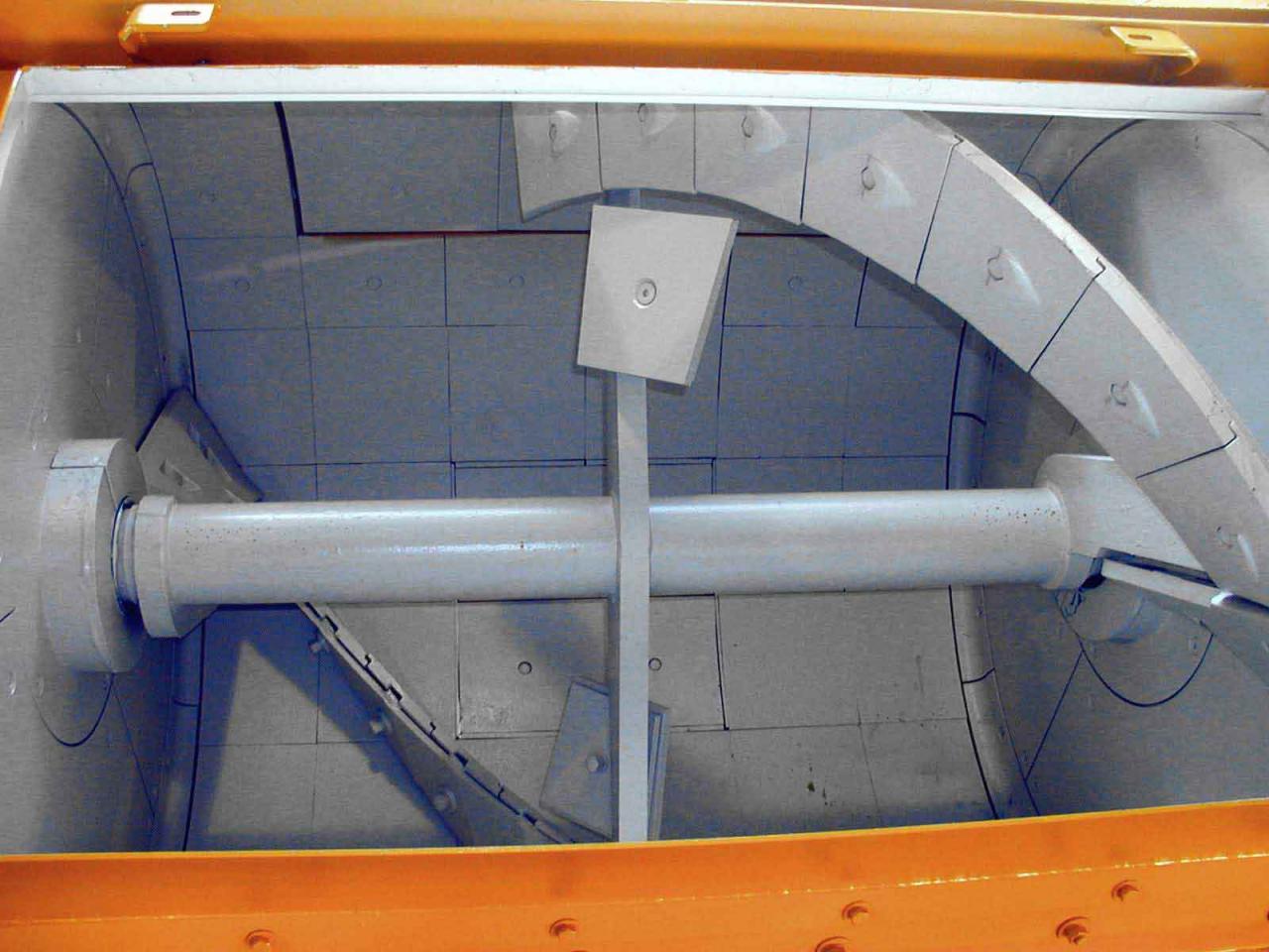 single-shaft_compulsory_mixer-ems-1000_innenansicht_pc110251_2003.jpg