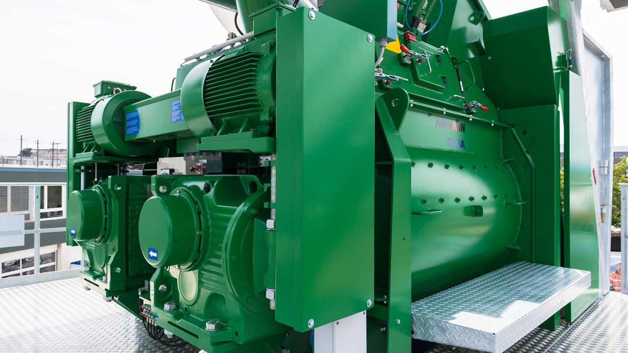 twin-shaft_compulsory_mixer_ebc-d-110-dw_technodays2014_sui_14-06-27_dsc3282.jpg